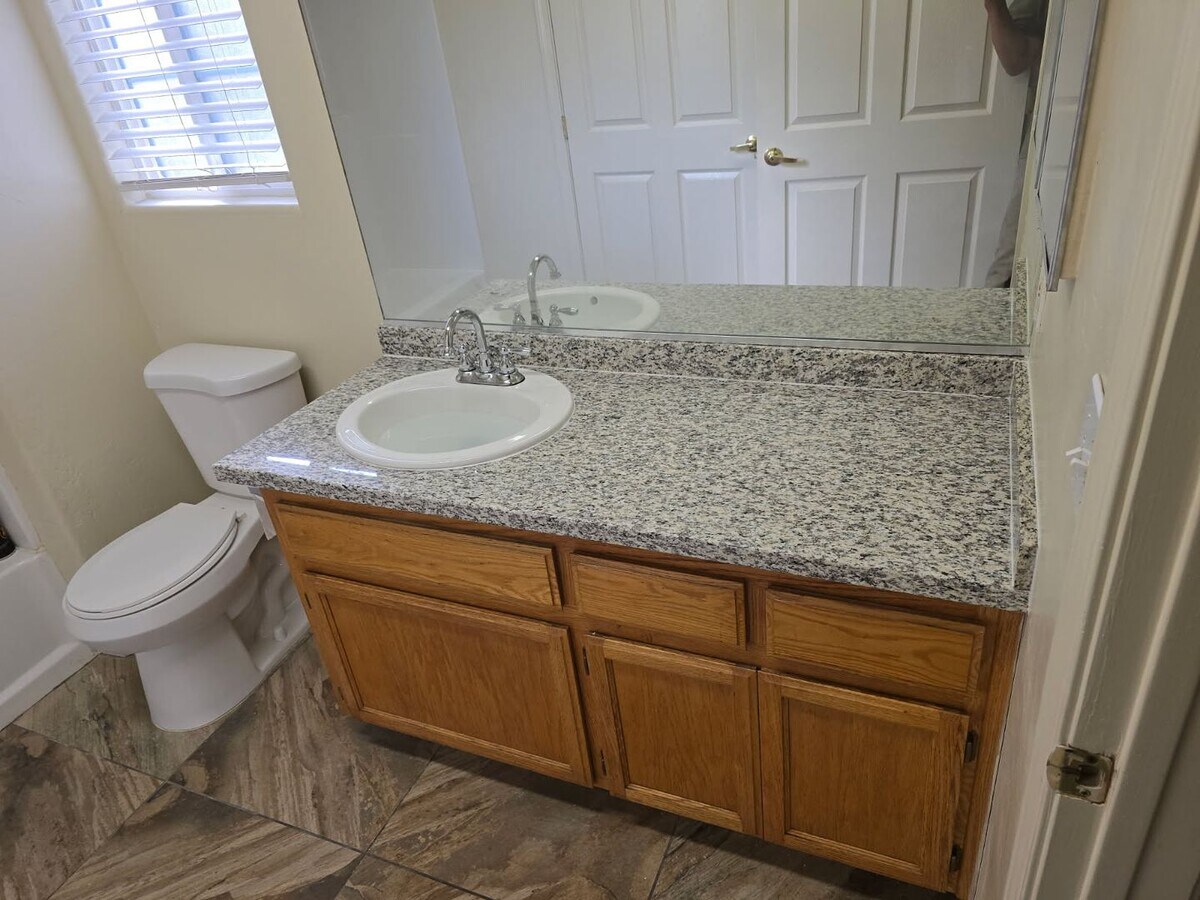 Photo - 700 Spring Meadow Ct Unit 1
