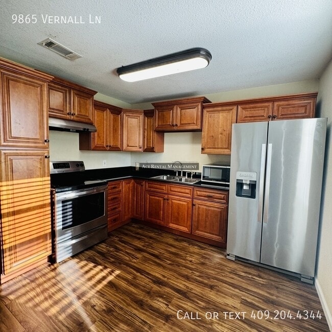 Photo - 9865 Vernall Ln