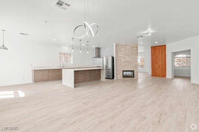 Building Photo - 2588 Mizzoni Cir Rental