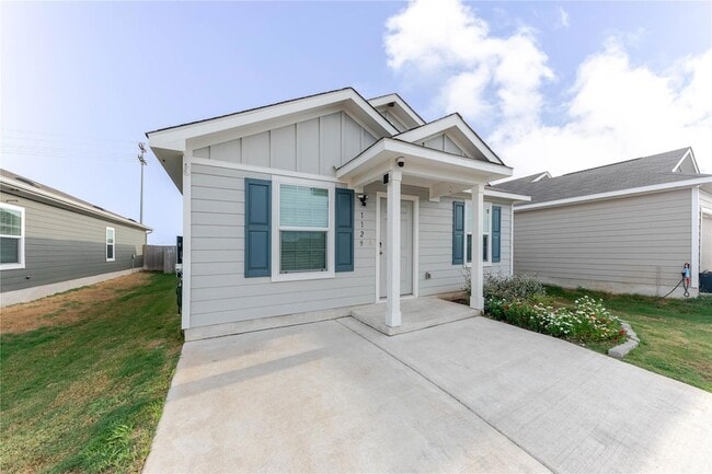 1129 Catfish Ln