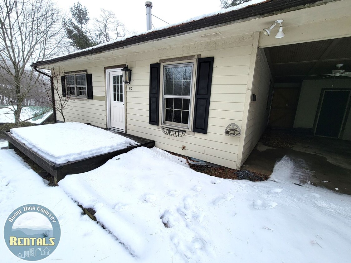 2 Bedroom Home in Boone - 2 Bedroom Home in Boone
