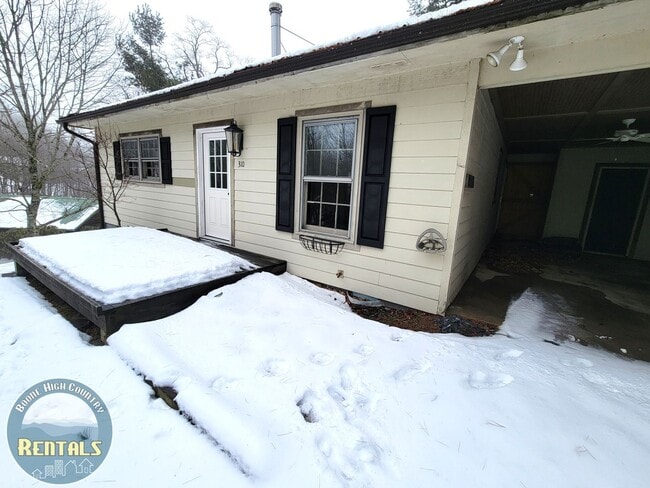 2 Bedroom Home in Boone - 2 Bedroom Home in Boone