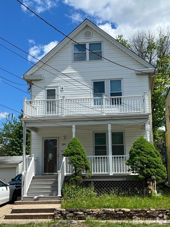 Building Photo - 109 S 8th Ave Rental
