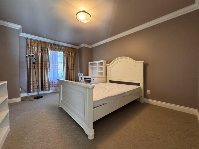 Photo - 13136 Marine Dr