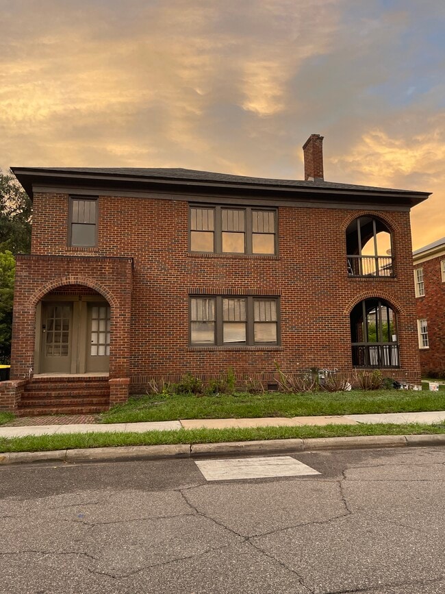 Photo - 726 E 40th St Unit 726