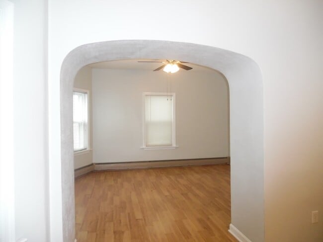 Photo - 1226 N Main St Unidad 1