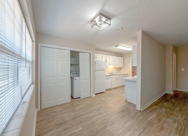 Photo - 2632 Vassar Rd