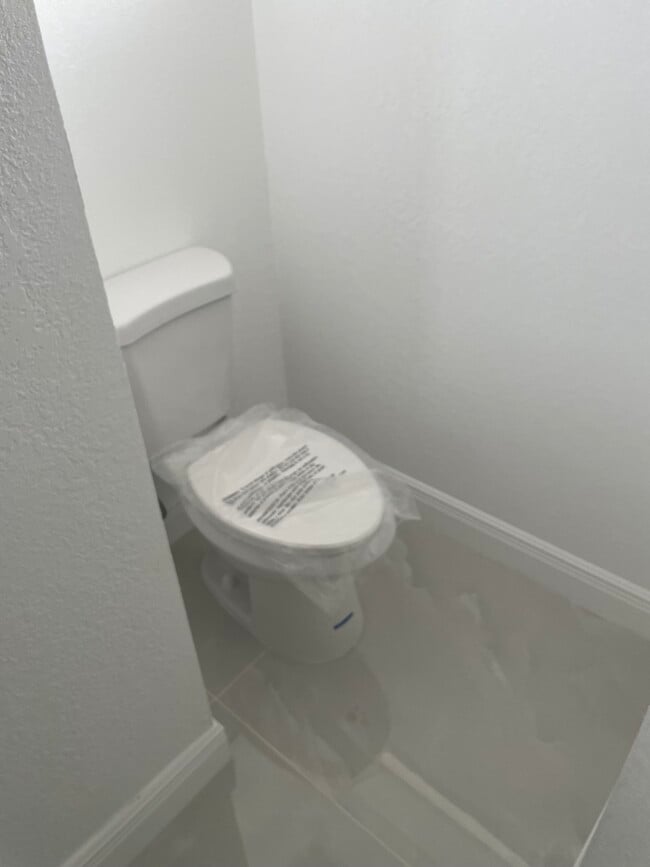 Half Bathroom - 1780 NE 191st St Unit 13