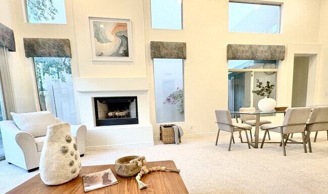 Building Photo - 6711 E Camelback Rd Rental