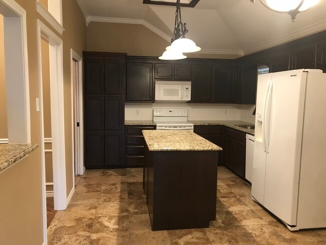 Photo - 3/2 super clean and move in ready in MIDWAY ISD