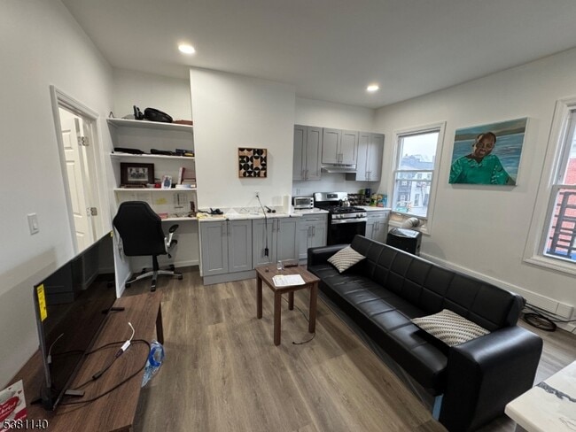 Photo - 76 Market St Unit 5