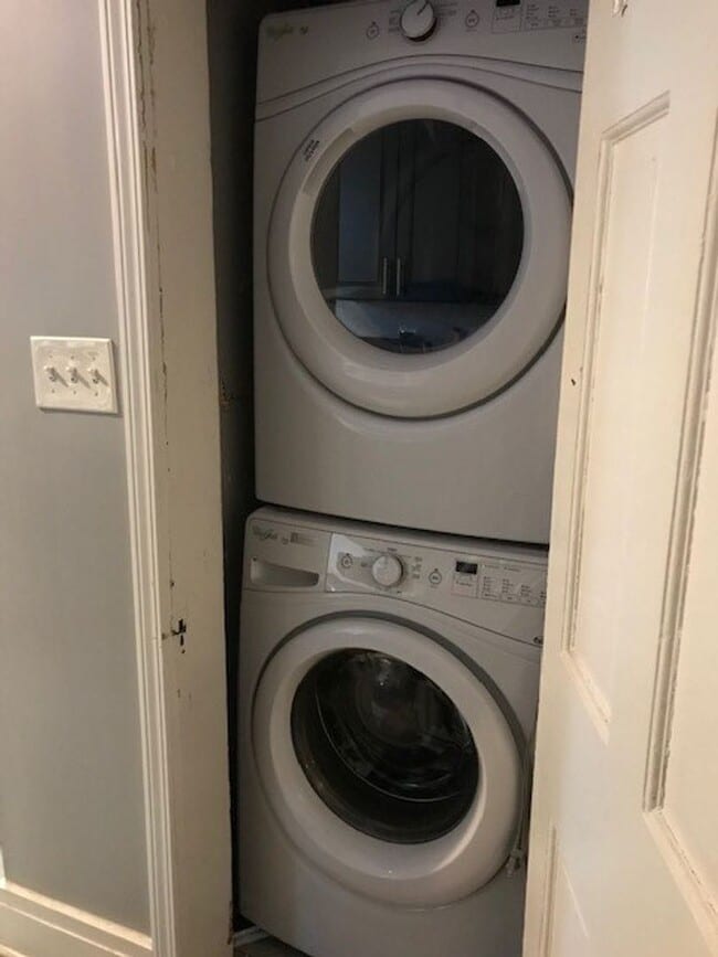 Photo - 2134 E Carson St Unit #1