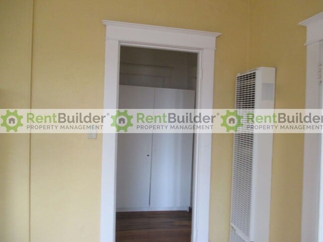 Photo - 103 Maple St NE Unit B