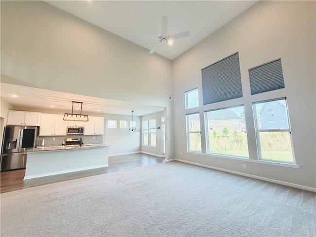 Photo - 607 Michigan Cir