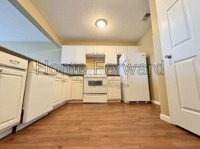 Photo - 216 Bass Pond Glen Dr