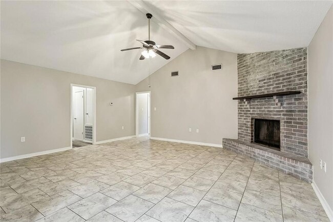 406 Pine Shadows Dr