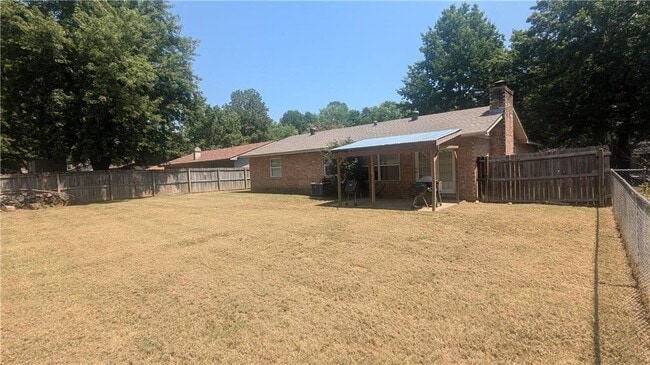 Photo - 3741 N Whippoorwill Ct House