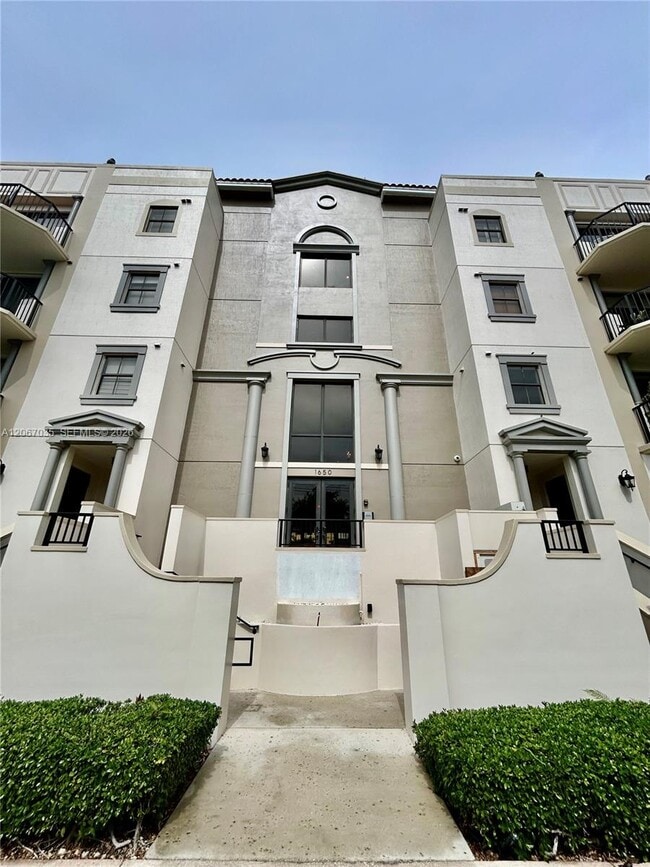 Photo - 1650 Galiano St Unit 307