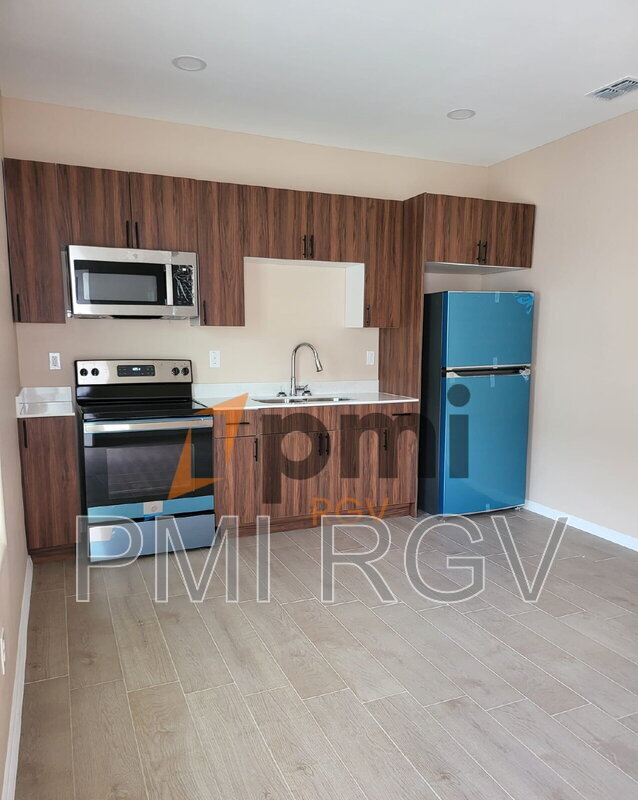 Building Photo - 3009 W Kenwood St Unit 2
