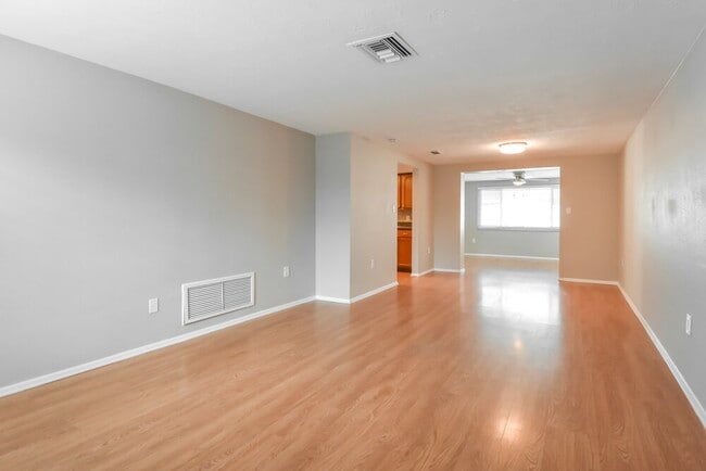 Photo - 5633 Mirada Dr