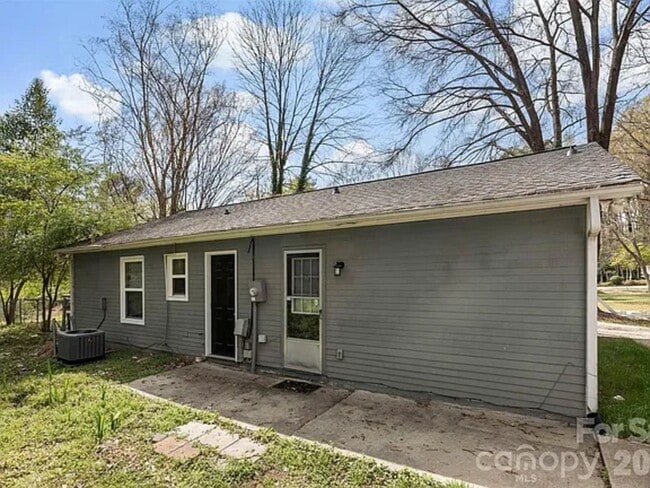 Photo - 5307 Dawndeer Ln