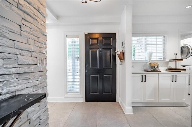 Photo - 1445 Monroe Dr NE Unidad 12D