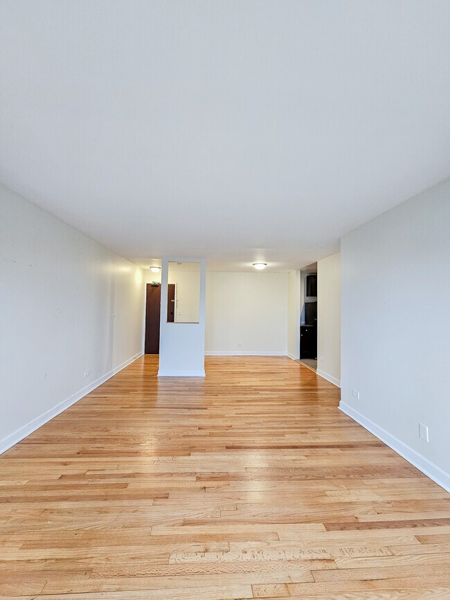 Photo - 1745 W Highland Ave Unit #108