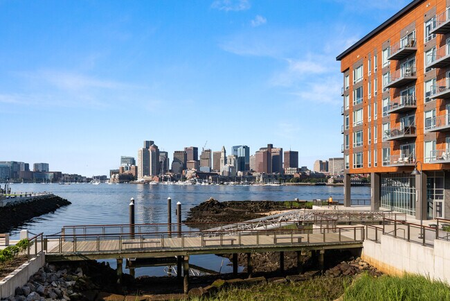 Photo - 45 Lewis St Unidad 107