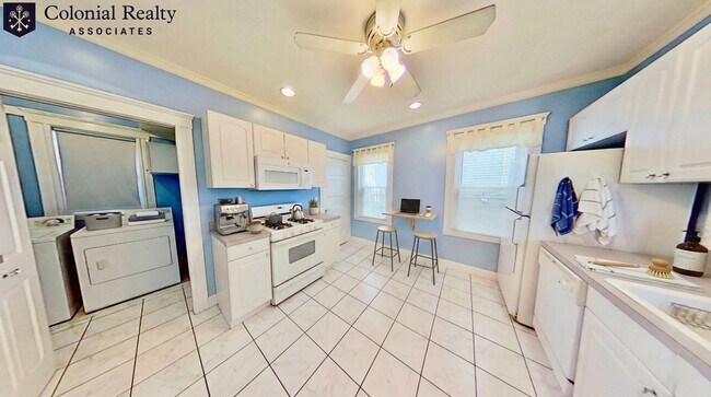 Photo - 16 Bigelow St Unit 1