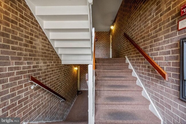 Photo - 1423 Northgate Square Unit 1423-11C