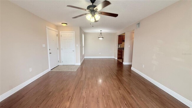524 Orange Dr Unit 11