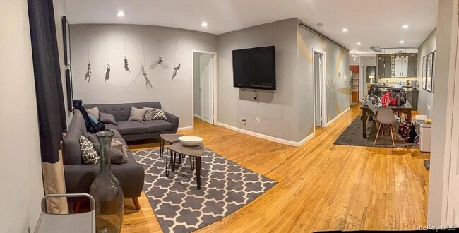 291 Martense St Unit 3R