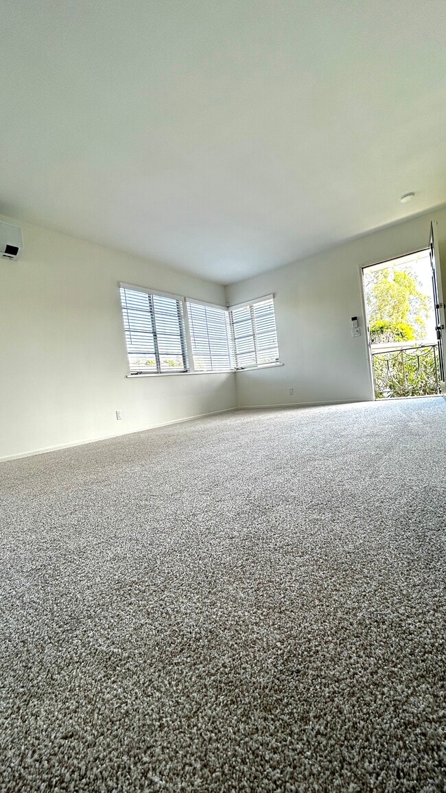 Photo - 251 S Church Ln