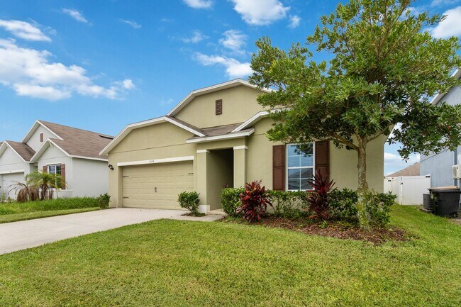 Photo - Beautiful 4/2 Energy Efficient Home in St....
