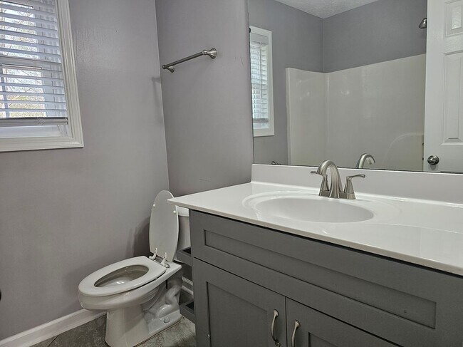 Photo - 260 Huntington St