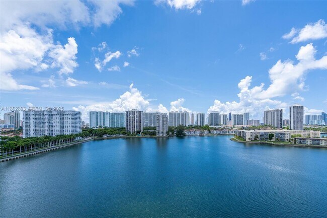 Building Photo - 18081 Biscayne Blvd Unit 1205