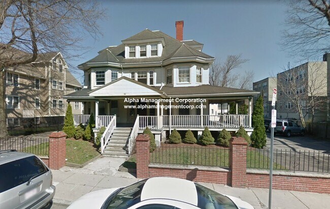 14 Gardner St Unidad 2R