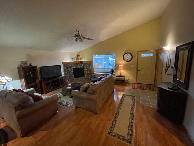 Photo - 20537 Dylan Loop House