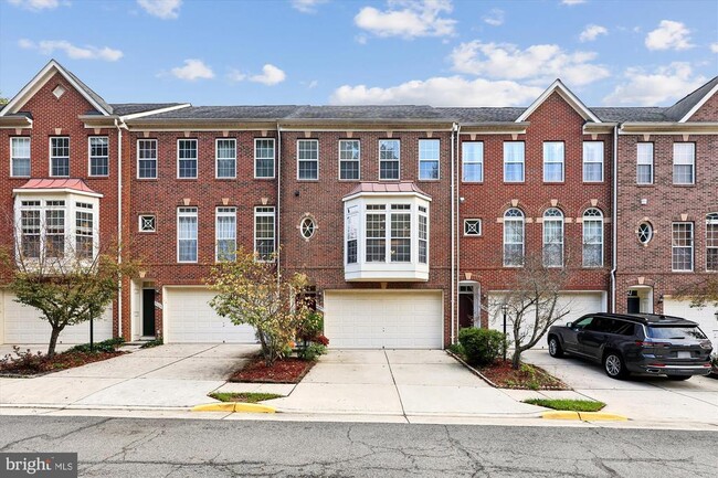 Building Photo - 9327 Hundith Hill Ct