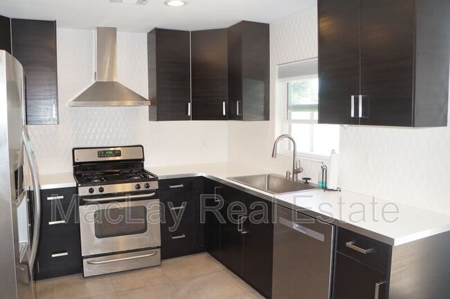 Photo - 929 E Whitton Ave