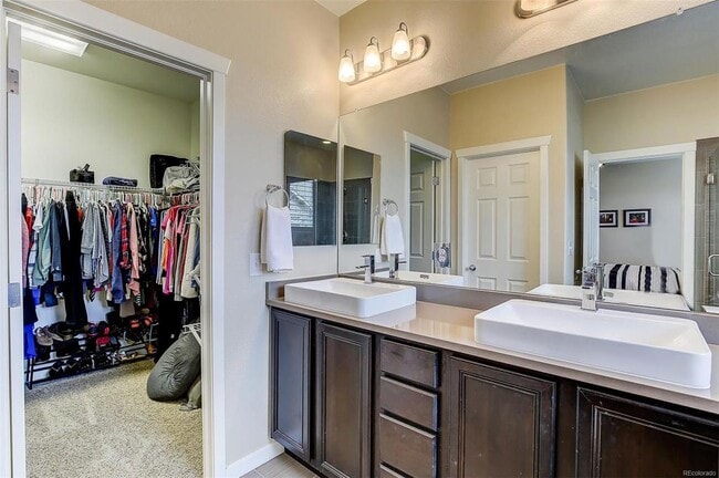 Photo - 9119 Flora St