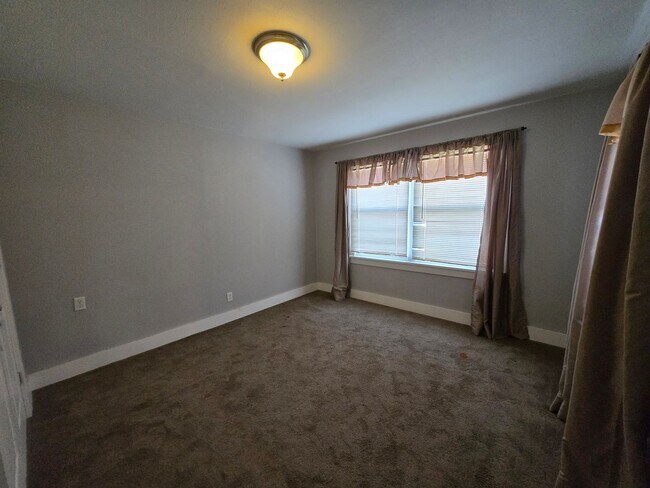 Photo - Cute 2 Story Home