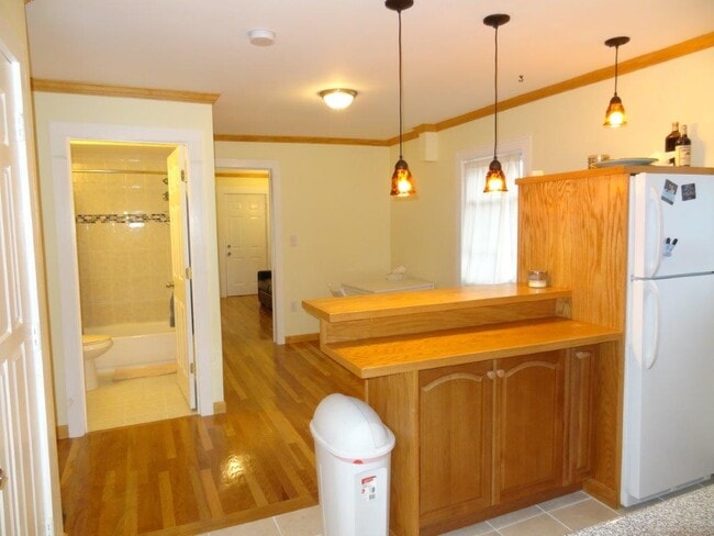 23 Andrew St Unit 1