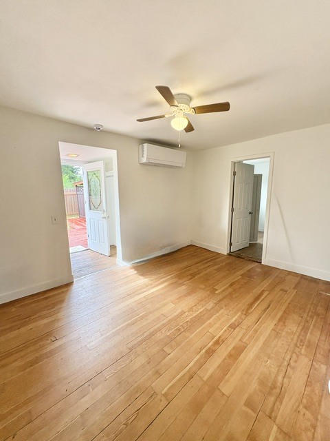 Photo - 3012 Hollywood Ave NE