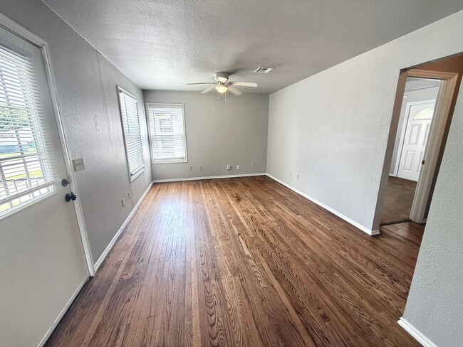 Photo - 3208 NW 33rd St