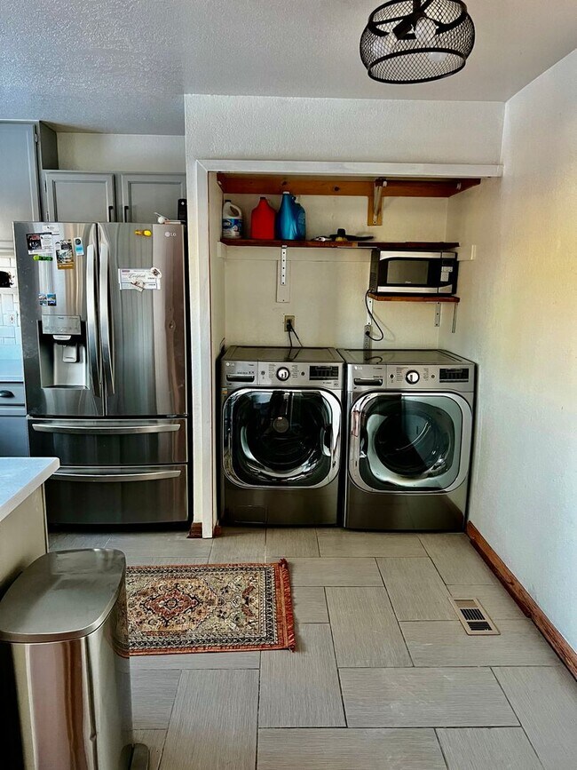 Photo - 3120 Mirage Dr