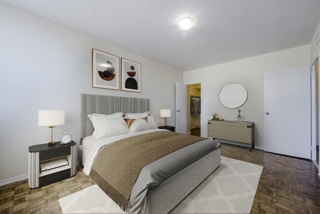 Photo - 25 St. Mary Street