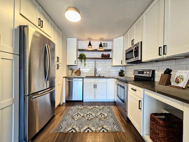 Photo - 1356 N Dearborn St Unit 1344-17