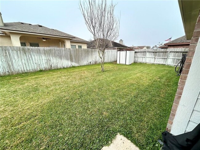 Photo - 7005 Vineyard Dr