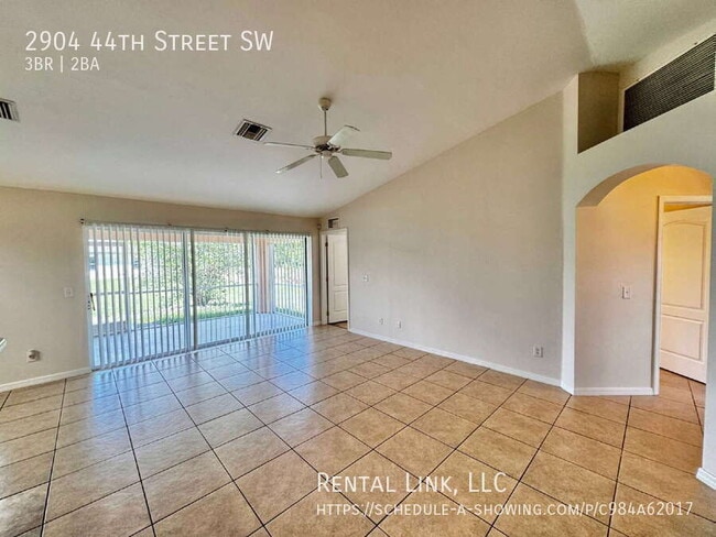 Photo - 2904 44th St SW